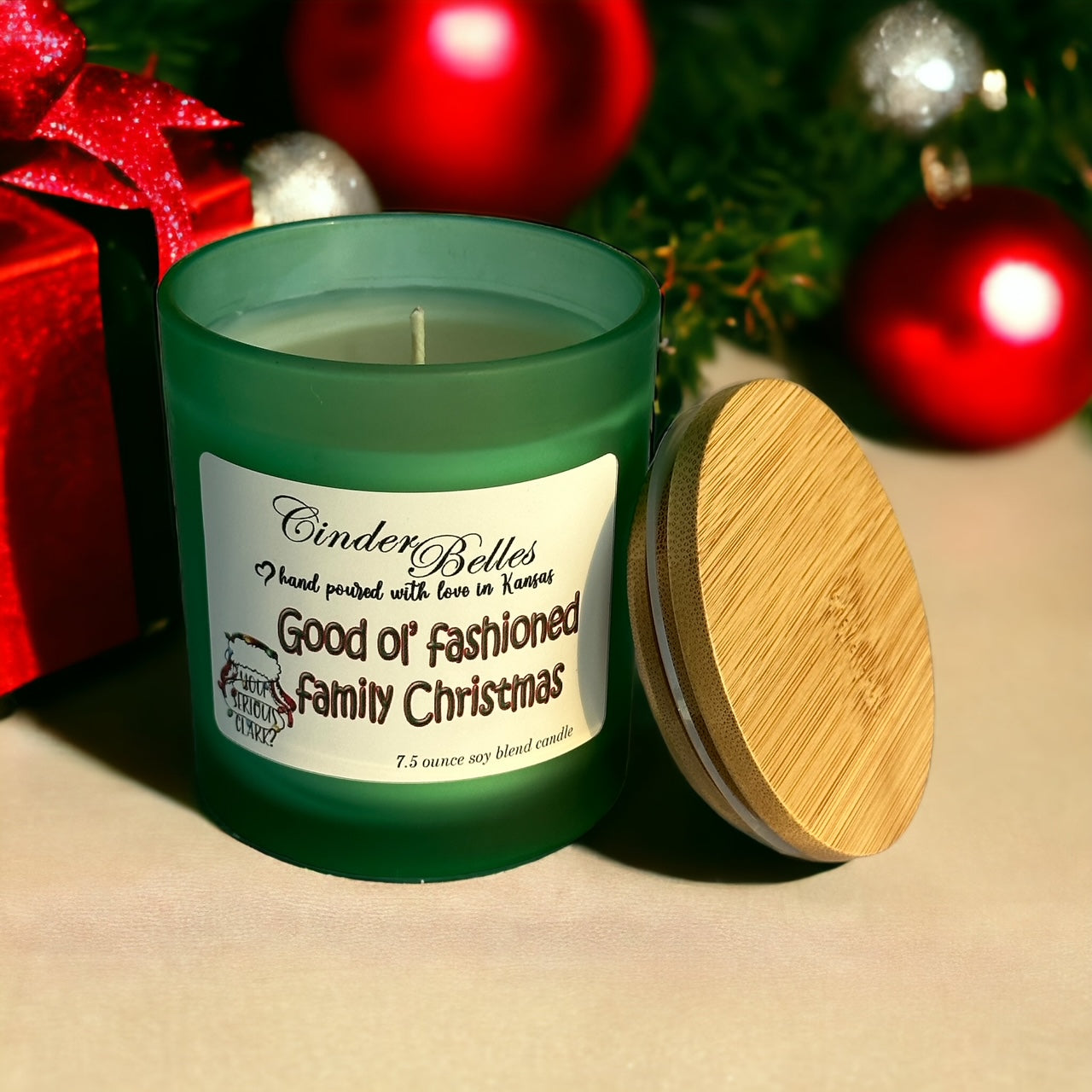 8 oz candle - Good Ol Fashioned Family Christmas